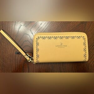 London Fog Collection Laser Cut Wallet/Wristlet 🆕